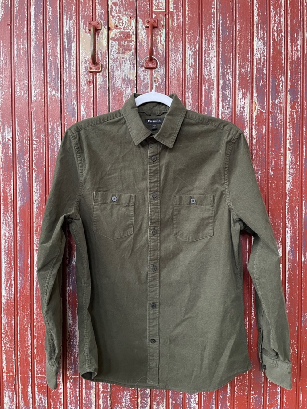 NWOT Men's Army Green Fine Cord Button-Down Shirt (S)